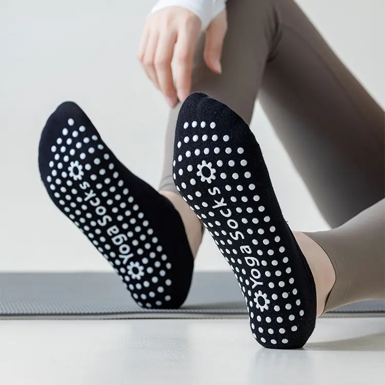 AOLITE Kaos Kaki Invisible Anti Slip Yoga Pilates Wanita 35-39 5