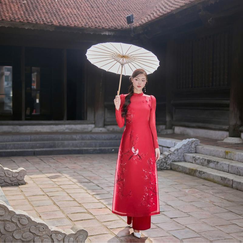 Áo Dài Nữ CCHAT Dáng Ôm Tay Bồng Tà In 3D Đính Hoạ Tiết Chất Tafta Kèm Quần Lụa 24NDV5001OT