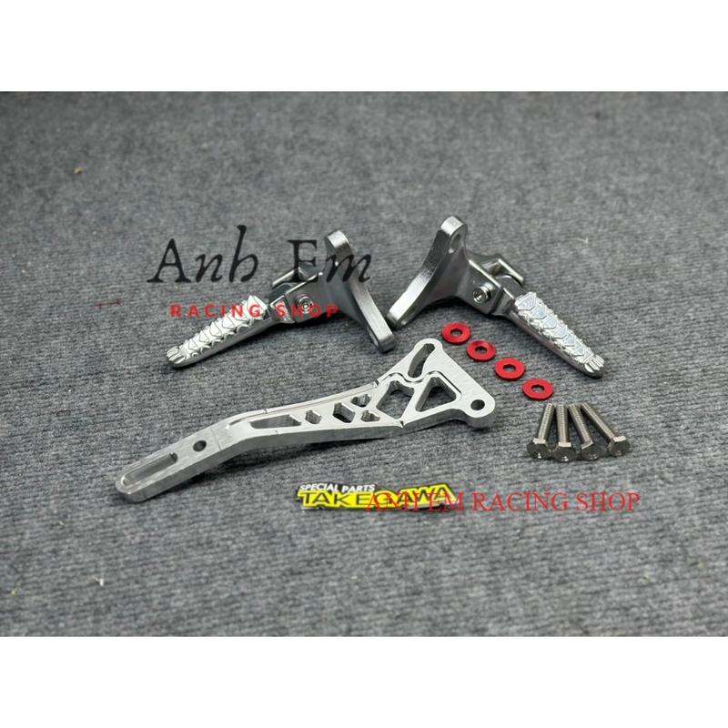 Gác Chân Malay MÀU BẠC DÀNH CHO SIRIUS Kèm Pat Treo Pô 10Ly Nhôm CNC TẶNG ỐC VÀ LONG ĐỀN