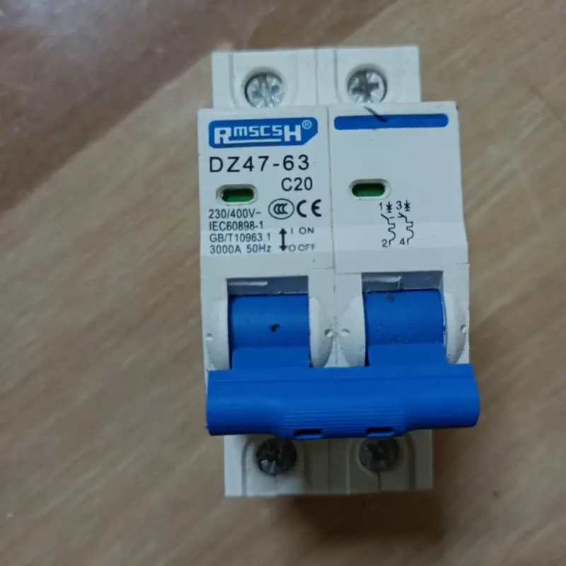 Át aptomat  cài 1P 2P 16a 20a 2P20a 32a 63a hàng RmscsH chất lượng ISO 5
