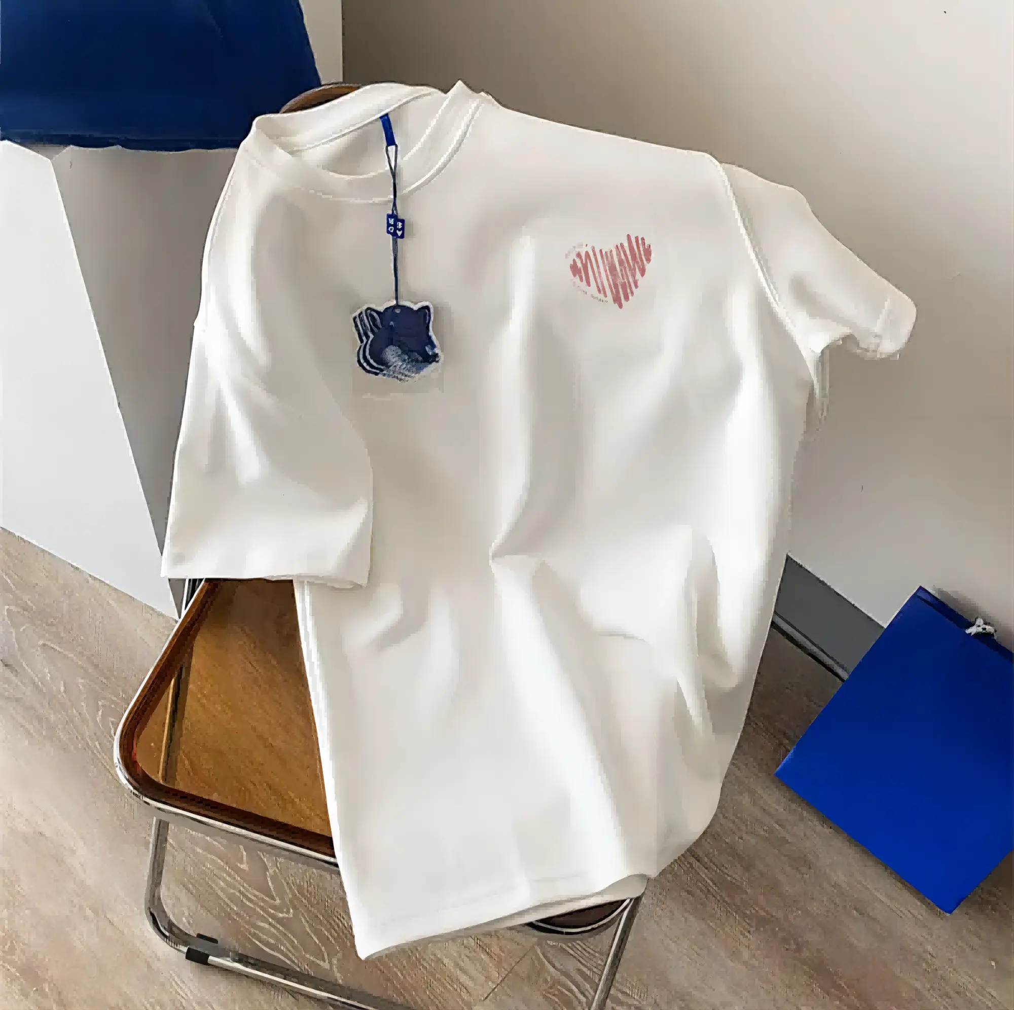 2024 New White Short sleeved T-shirt, Slimming and Beautifying