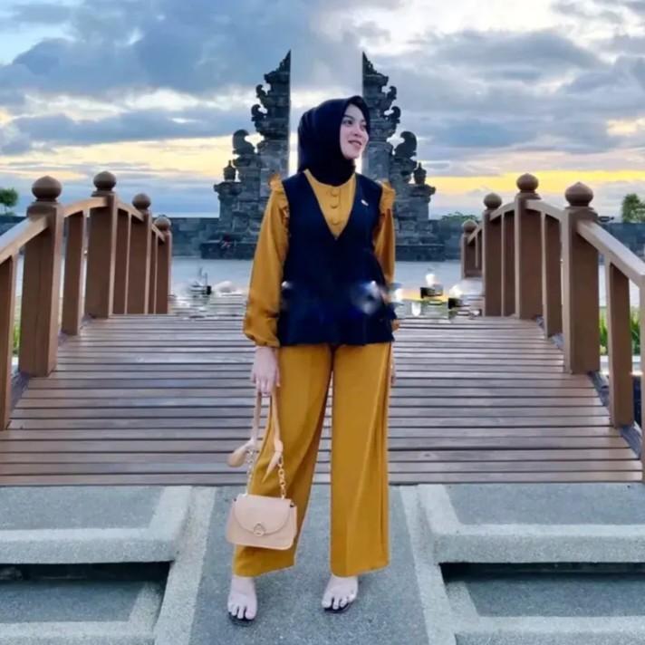 Product Introduction of One set  wanita deora premium set rompi cringkel airflow 2