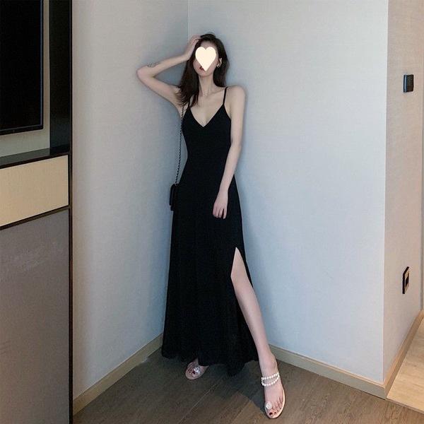Product Introduction of váy body hở lưng  Váy Nhỏ Màu Đen Có Dây Đeo Cho Nữ, Cổ Chữ V, Xẻ Tà Bên Hông, Gợi Cảm, Nhẹ Nhàng, Cổ Điển, Dài 26