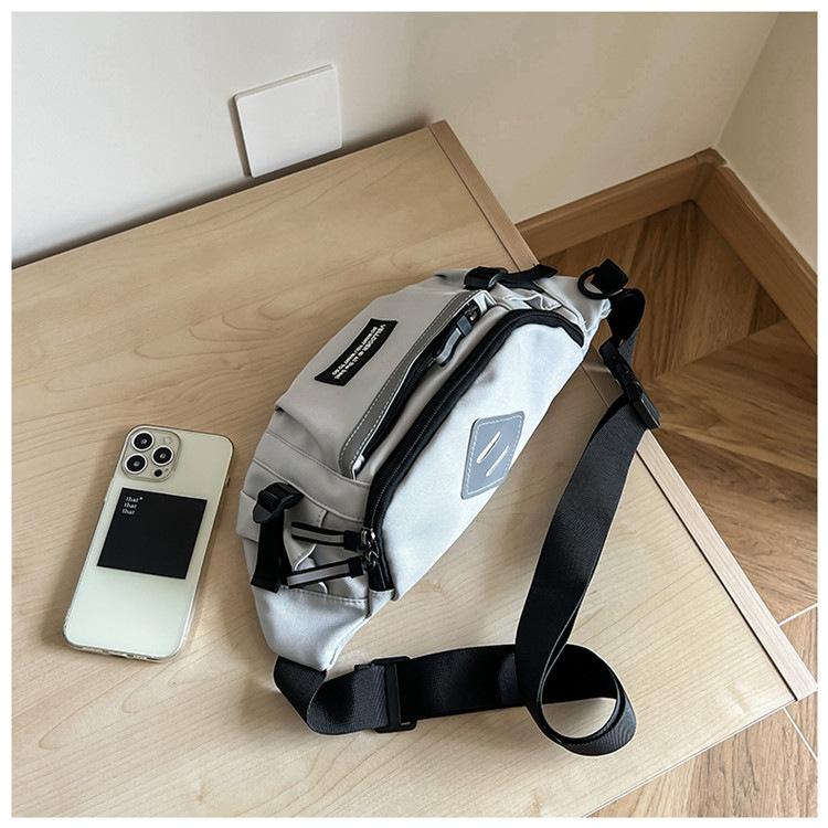 Product Introduction of New Japanese Ins Chest Bag Harajuku Large-Capacity Crossbody Bag Men's Fashion Brand Multi-Functional Travel Sports Small Bag All-Match Waist Bag 22
