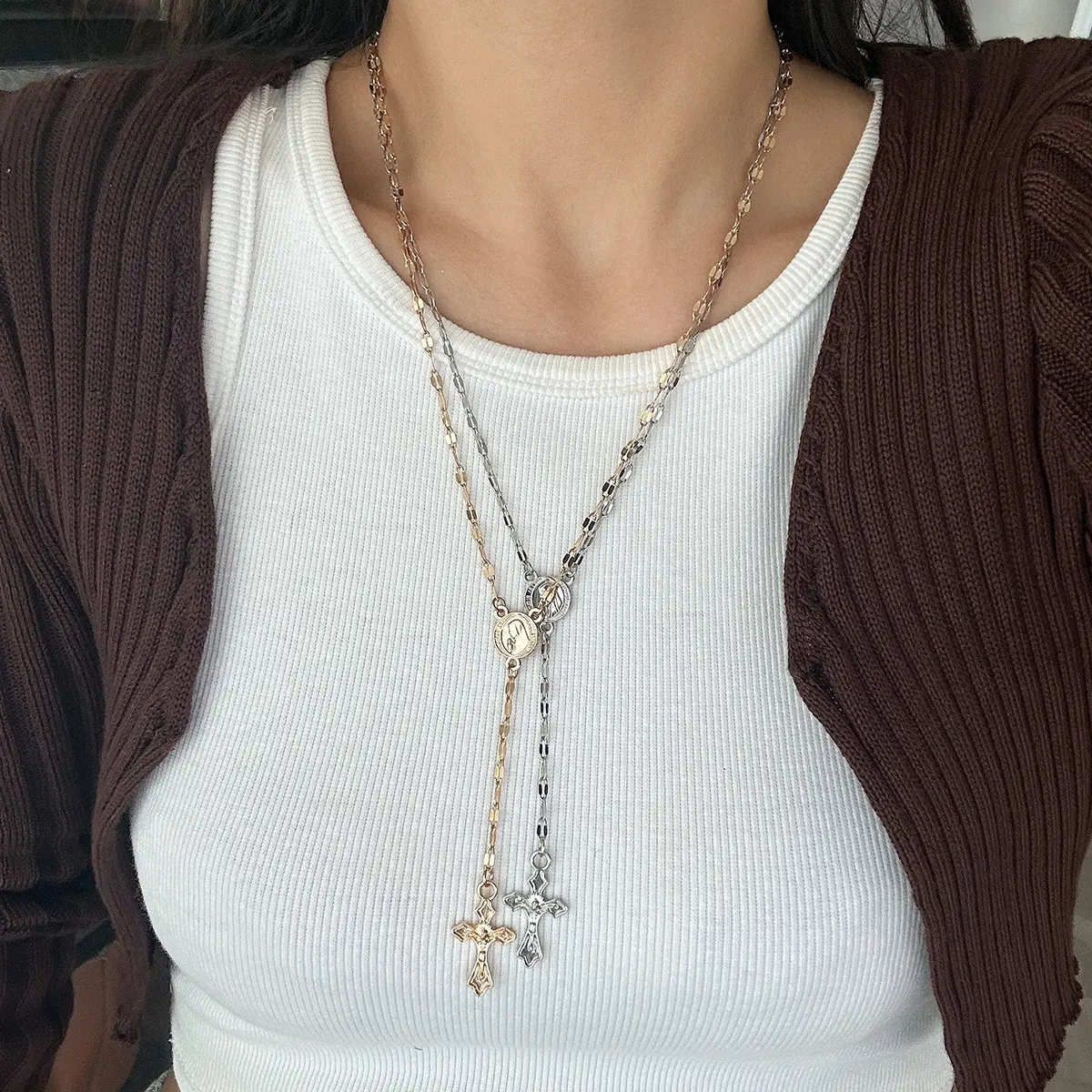 Vòng Cổ Mặt Dây Chuyền Chữ Thập, Thời Trang, Dễ Phối Đồ, Dát Đá Quý, Vòng Cổ Choker Đính Cườm, Phù Hợp Với Quần Áo y2k chuỗi