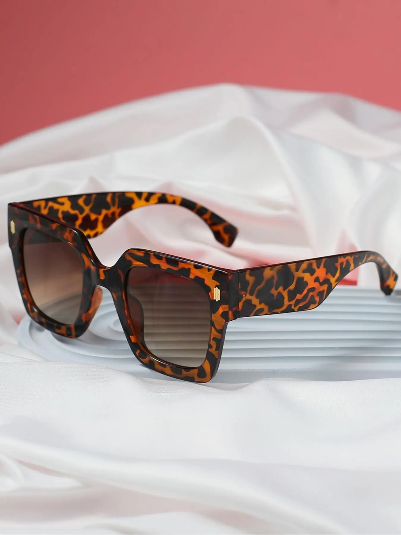 Unisex Vintage Tortoiseshell Pattern Square Sunglasses, Trendy Casual Sunglasses for Everyday Use, Fashion Accessories for Outdoor Activities
