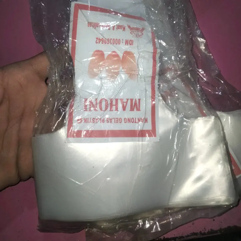 Plastik T Gantung ukuran 22 OZ 1