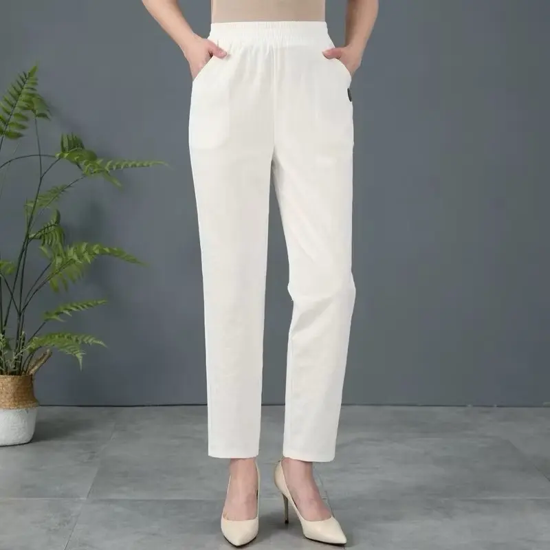 Quần Kaki Nữ Gân Sườn Logo, cạp chun co dãn