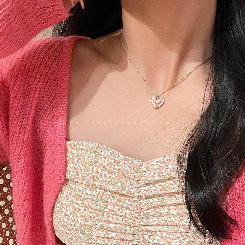 Product Introduction of Lucent_2025 Necklace for Women Korean and Japanese Style 2025 New Trendy Clavicle Chain Sweet Cool Style Heart Sweater Chain Metal Texture High-end Feel for Women 20