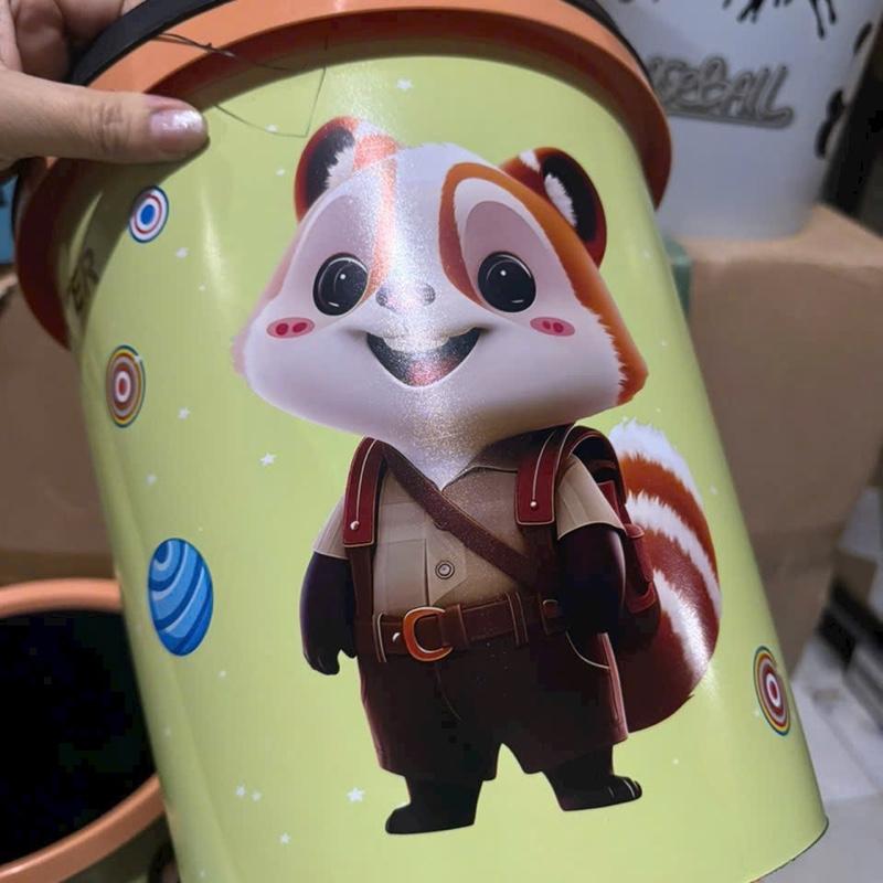 Thùng rác nhựa tròn, hoạt hình 2