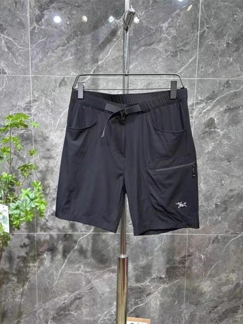 Product Introduction of Summer large size 300 catties beach pants fashion shorts sports trend loose casual shorts 4
