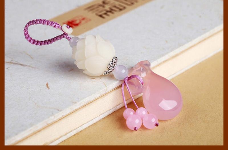 Product Introduction of Mặt Dây Chuyền Chìa Khóa Ô Tô, Thiết Kế Hoa Sen Bồ Đề, Làm Bằng Chalcedony, Quà Tặng Sáng Tạo, Móc Chìa Khóa, Thích Hợp Cho Nam Và Nữ, Thời Trang, Đồ Trang Trí Túi Cao Cấp Móc Chìa Khoá Móc Khoá 15
