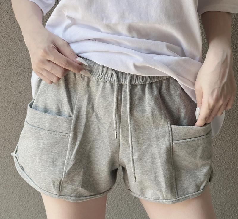 Q5 - Quần Ngắn Xẻ Đùi Lưng Thun Rút Dây Nữ Nhung Women