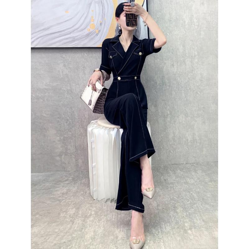 Product Introduction of 【ready stock】 FADFAD Elegant and luxurious long-sleeved v-neck jumsuit 4