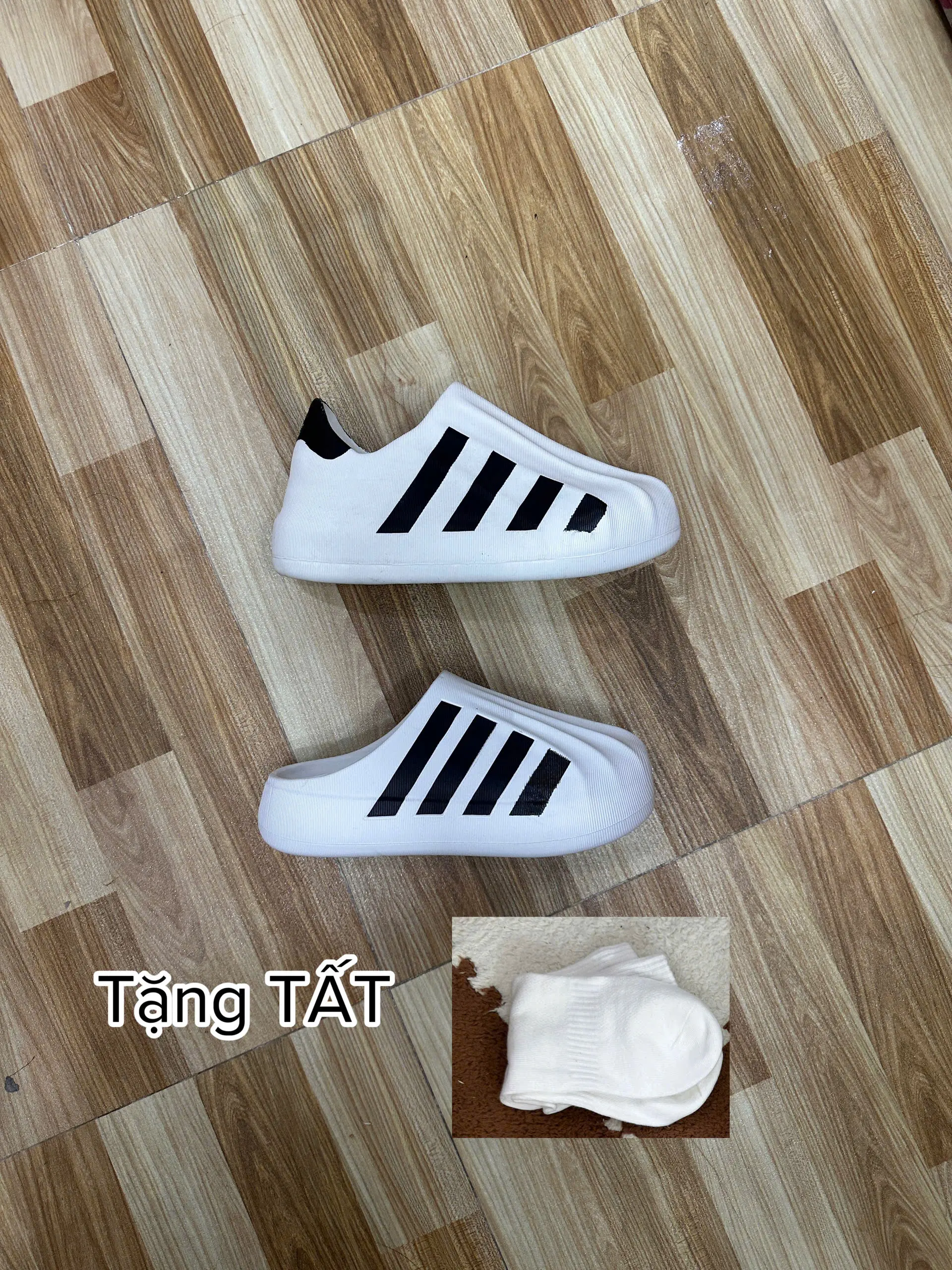 [ GIÀY VÀ SỤC ] THỂ THAO CAO SU NAM và NỮ , TẶNG KÈM TẤT