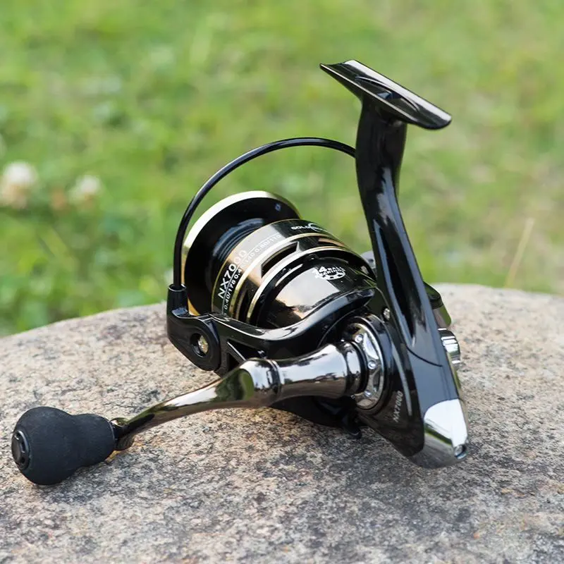 Spinning Fishing Rod Metal Spool Spining Fishing Reel Set Pancing 1.65M/1.8M/2.1MCrabon Rod 5.2:1 13+1BB Metal Spool ReelJoran Pancing Dengan Bahan Serat Karbon Joran Pancing Carbon Pancing Lengkap Untuk Memancing Joran Pancing Fishing Combo Wheel 8
