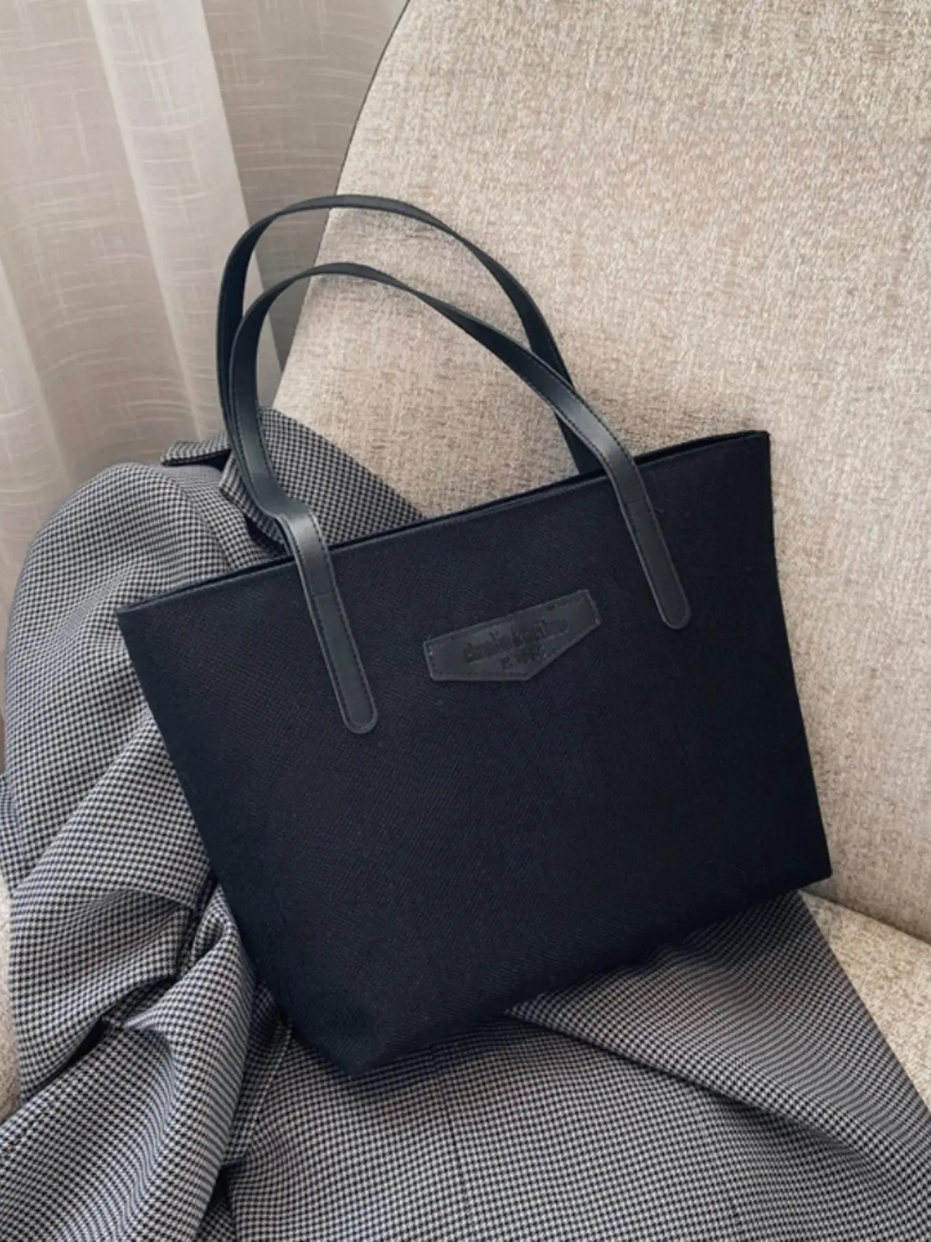Women's Simple Classic Matching Tote Bag, Casual 2025 New Trendy Large Capacity Shoulder Bag, Letter Patch Commuter Bag for Trip & Business & School & Work & School, Vintage Shopping Bag