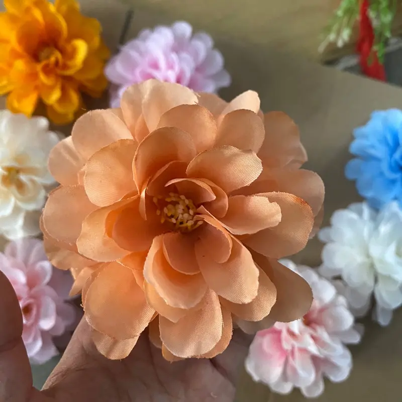 đầu bông cúc mặt trời to 10cm - hoa trang trí hộ quà - oản tài Lộc- cổng cưới - studio 7