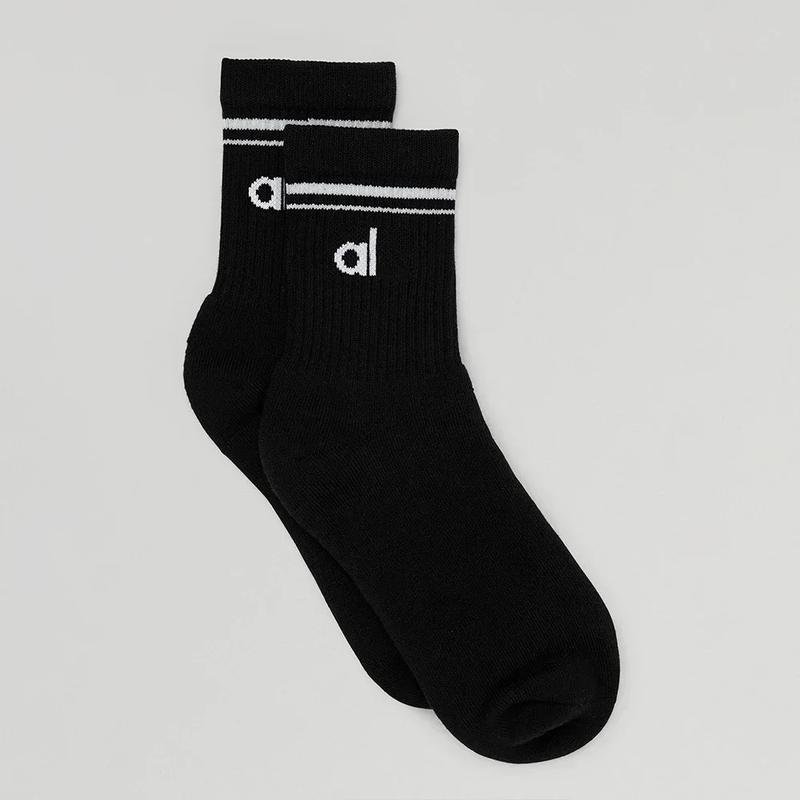 Product Introduction of Yoga Socks Pure Cotton Male and Female Stockings Four Seasons Long Tube Yoga Accessories Sports Leisure Couple Stockings Soft and Comfortable Fashion Street Fashion 3