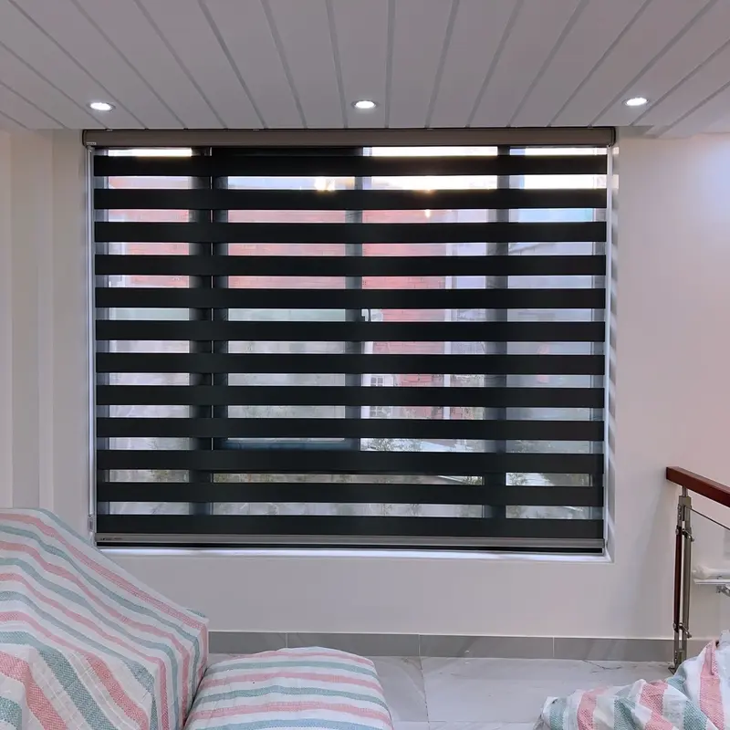 Rèm Cầu Vồng hàn quốc , đầy đủ phụ kiện lắp ráp . Điều chỉnh ánh sáng linh hoạt 2