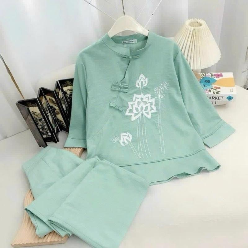 Bộ lam đi chùa nữ BEBE đũi vân mây thêu hoa sen cổ tàu nút thắt kết hợp quần hai túi trang trọng đồlam 3