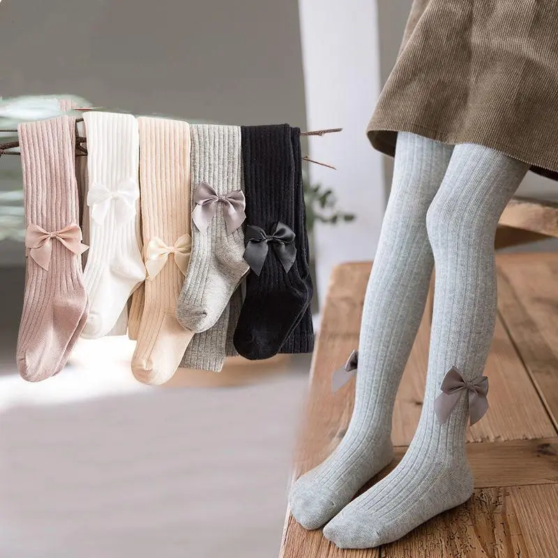 Quần tất len liền bàn có nơ cho bé gái từ 6 tháng đến 8 tuổi