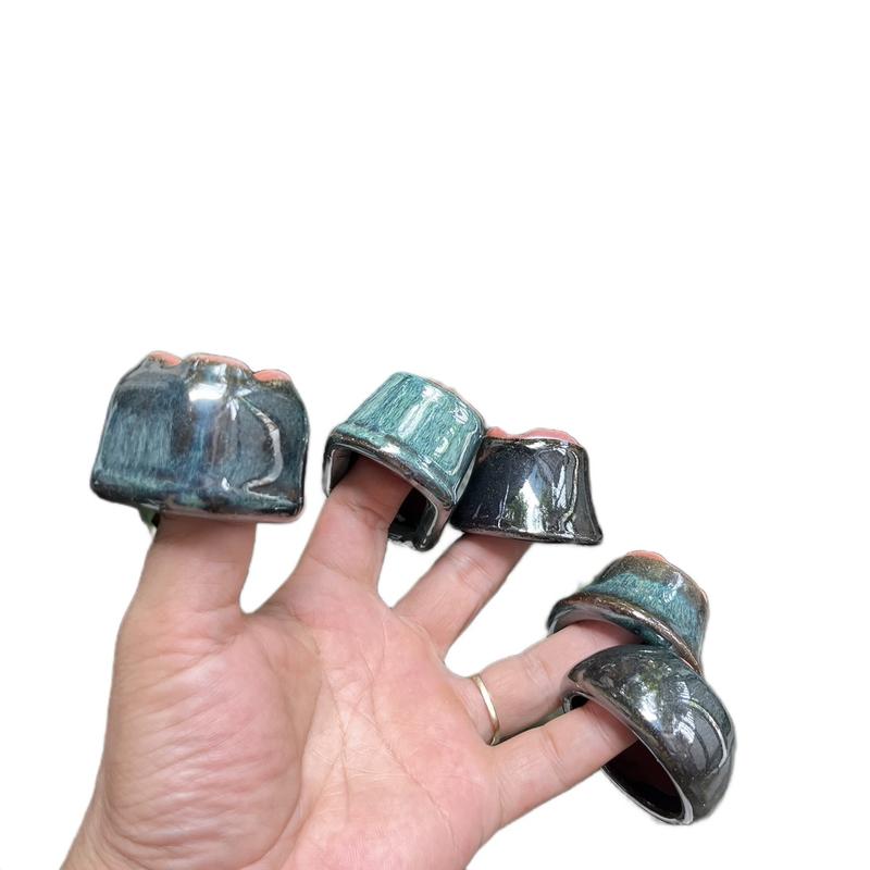 Xả 5 chậu siêu mini, dáng ngẫu nhiên trồng sen đá, xương rồng, bonsai siêu mini dọc & tường gốm sứ đất  nung cây cảnh