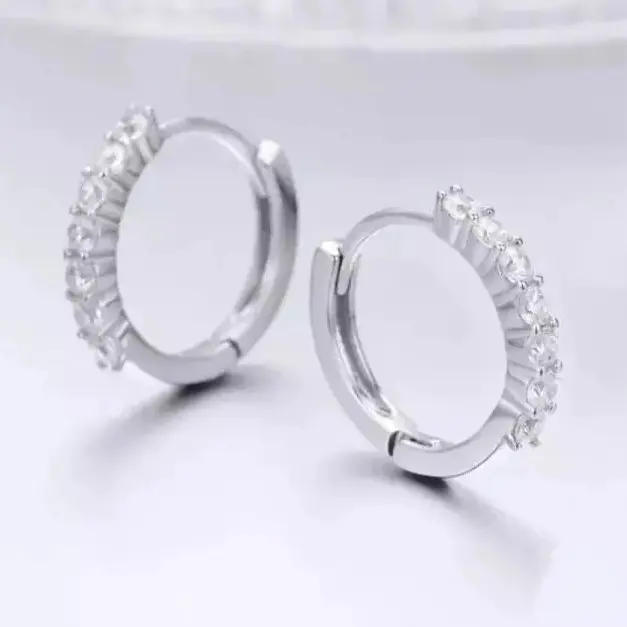 Anting klip permata baris satu titanium silver perhiasan wanti anti ka emas 24k 0