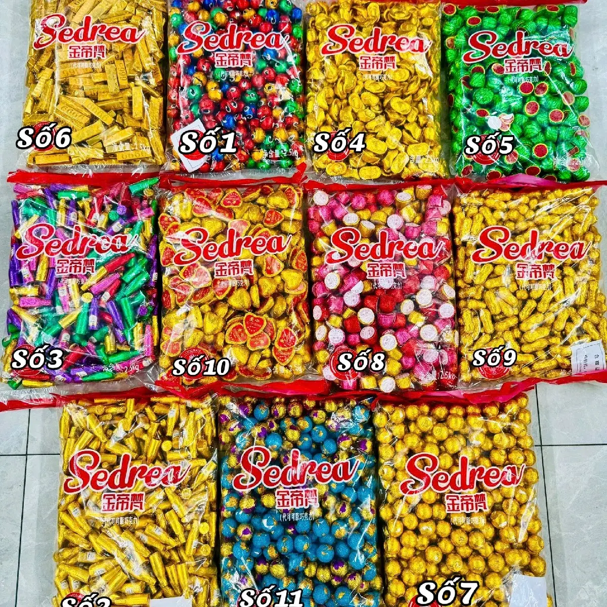 Sỉ 1kg sôcôla mix hình siêu Ngỗ Nghĩnh.siêu cute .đồ ăn vặt