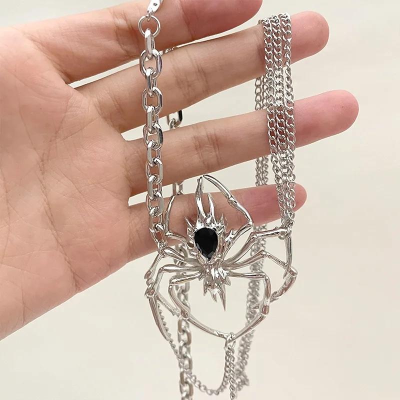 Gothic Spider Crystal Pendant Necklace for Women Dark Long Tassel Chain Spicy Girl Chokers Y2K Accessories Fashion Jewelry Party 4