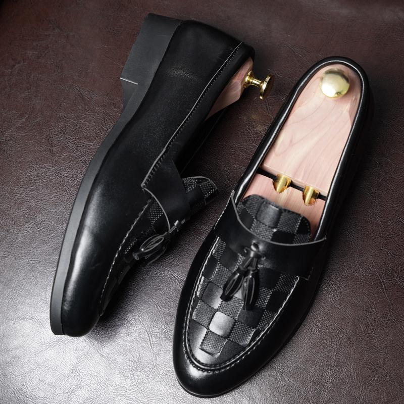 Giày Lười Nam ca rô chuông P2 Giày lười nơ chuông nam khâu đế trẻ trung cá tính, da simili, đế cao 2,5 cm, mũi nhọn Shoes