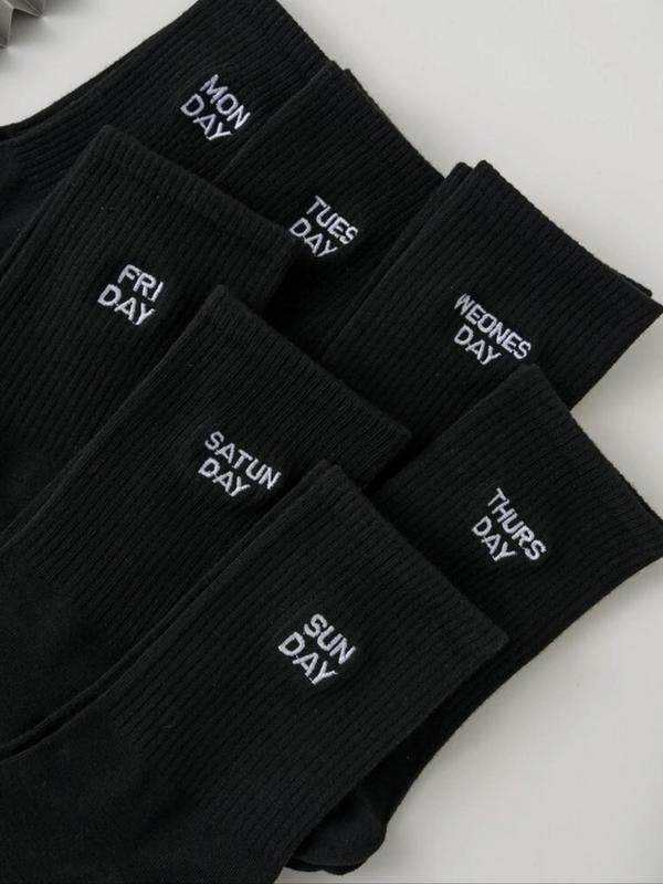 Women's 7 Pairs Letter Print Crew Socks, Casual Moisture Wicking Socks, Soft Comfy Breathable Socks For All Seasons Daily Wear 3