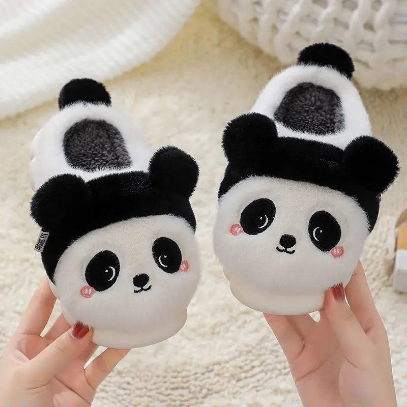 Dép Bông Trẻ Em, Hàng Mới Về, Mùa Đông Nóng Bỏng, Siêu Dễ Thương, Thiết Kế Hoạt Hình, Đế Gấu Trúc Dễ Thương, Chống Trượt, Lót Lông Cừu, Thích Hợp Cho Mùa Đông
