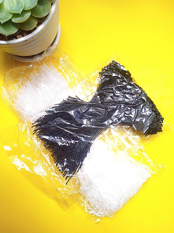  1000 DÂY TY XỎ NHỰA TREO THẺ TAG QUẦN ÁO_XƯỞNG NHÃN MÁC ACCA_HAI MÀU ĐEN TRẮNG_XÂU TAG QUẦN ÁO 