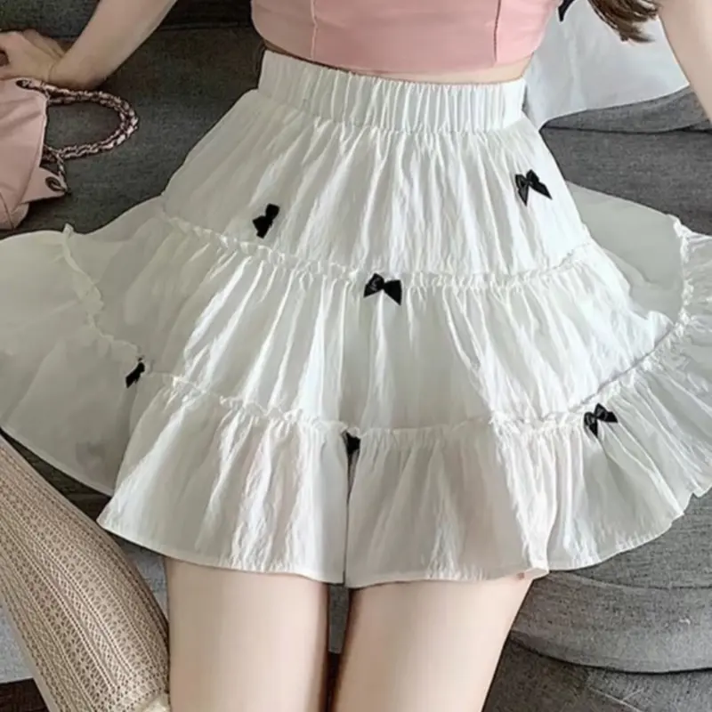 Chân váy ngắn có lót trong. Đính nơ nhí xinh xắn đáng yêu. Chất liệu voan xốp như hình, bản lưng chun co giản thoải mái. Tôn dáng nuột nà Nhung Voi Nữ Lịch 4