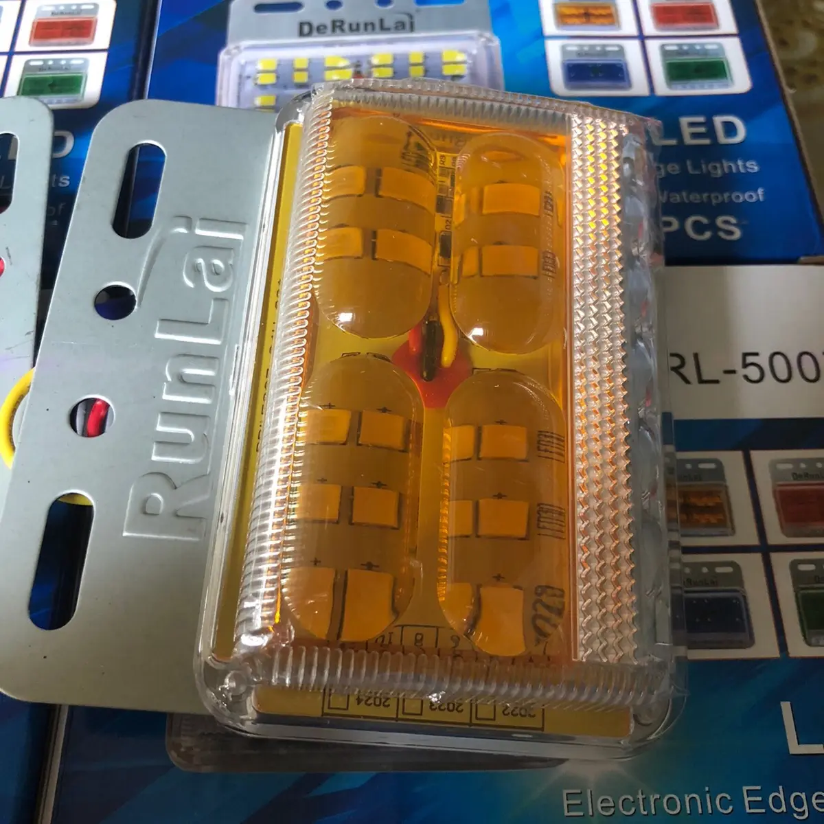 Đèn led sườn 5007 giá 1 cái