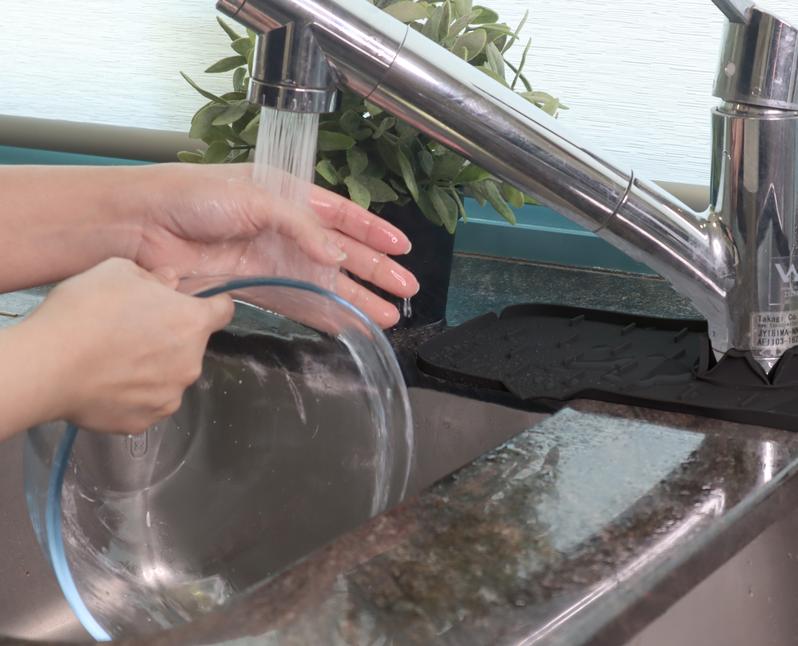 Product Introduction of White Magic Sink Splash Guard - Kitchen Fixture Accessory 20
