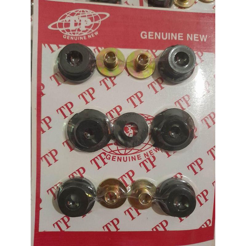 Bộ ron lái hay ron đuôi dè sau xe Dream có ặc gô và không ặc gô.