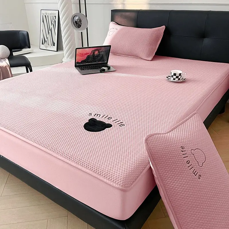 Chiếu Băng Lạnh Gấu Teddy Siêu Mát Lạnh - Chiếu Lụa Băng Bền, Thoáng Khí, Có Thể Giặt Máy 3