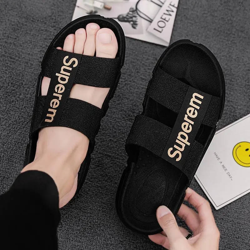 Sandal anti-gelincir untuk lelaki, selipar luar musim panas baharu, riadah pantai belia, tapak lembut mendayung, trend diperibadikan Kasut