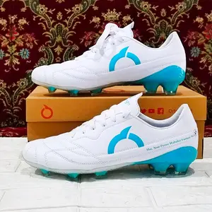 SEPATU BOLA CATALYS PRIA TERBARUU