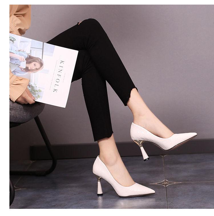 Product Introduction of Giày Cao Gót Mũi Nhọn Cho Nữ, Giày Gót Tròn Nhỏ, Màu Đỏ Rượu Vang, Chunky, Phong Cách Hàn Quốc Mới, Mùa Hè 25