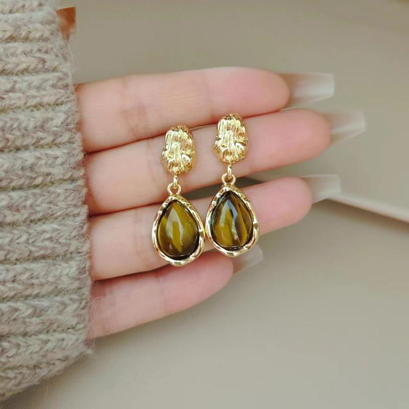 Retrotiger's eye stone water drop rings light luxury niche high end rings temperament versatile rings jewellery  singapore 1