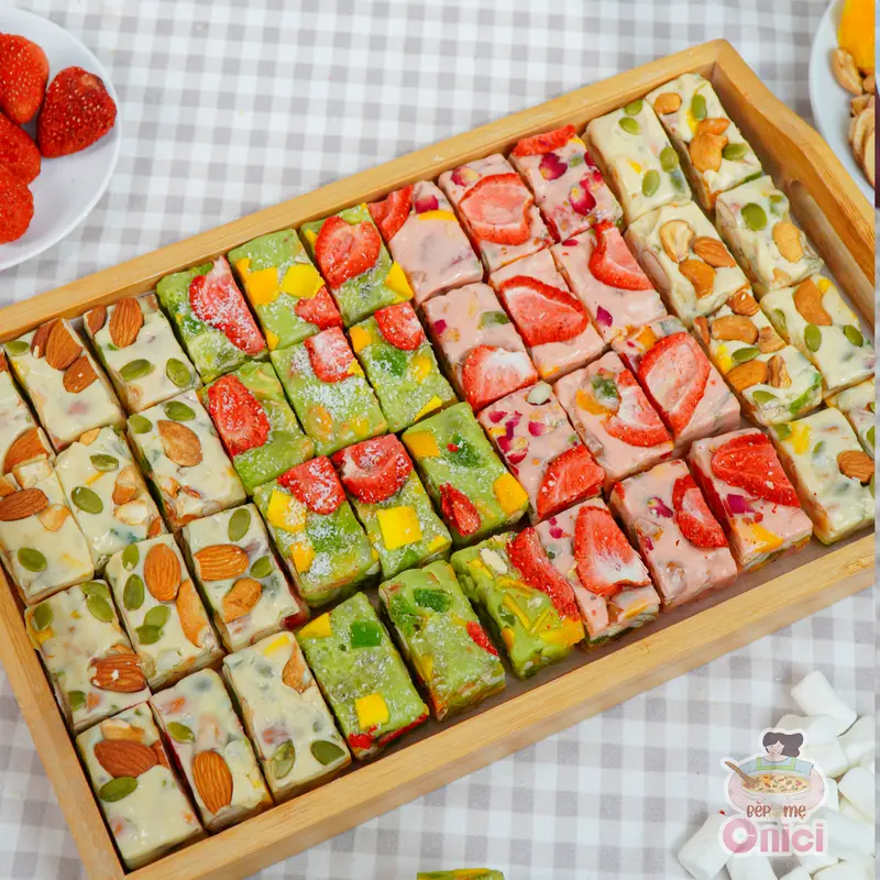 Combo Tết Sum Vầy - Set Bánh Bông Tuyết Hoàng Kim & Kẹo Nougat + Khuôn [set thượng hạng] Bếp Của Mẹ ONICI - Kèm công thức nấu & Quà Tặng