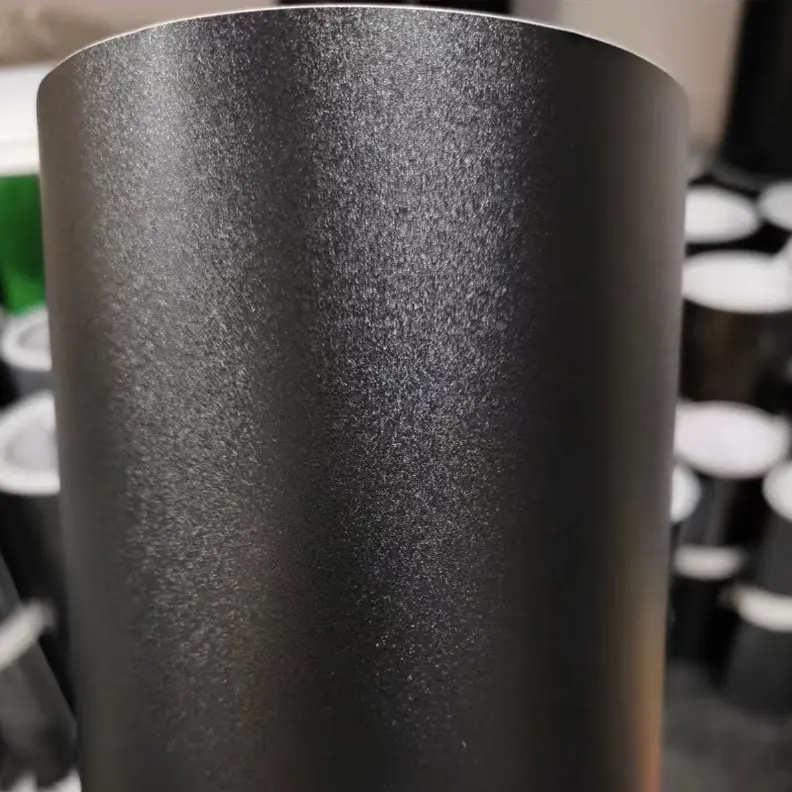 Decal đen nhám loại dày dán xe 1