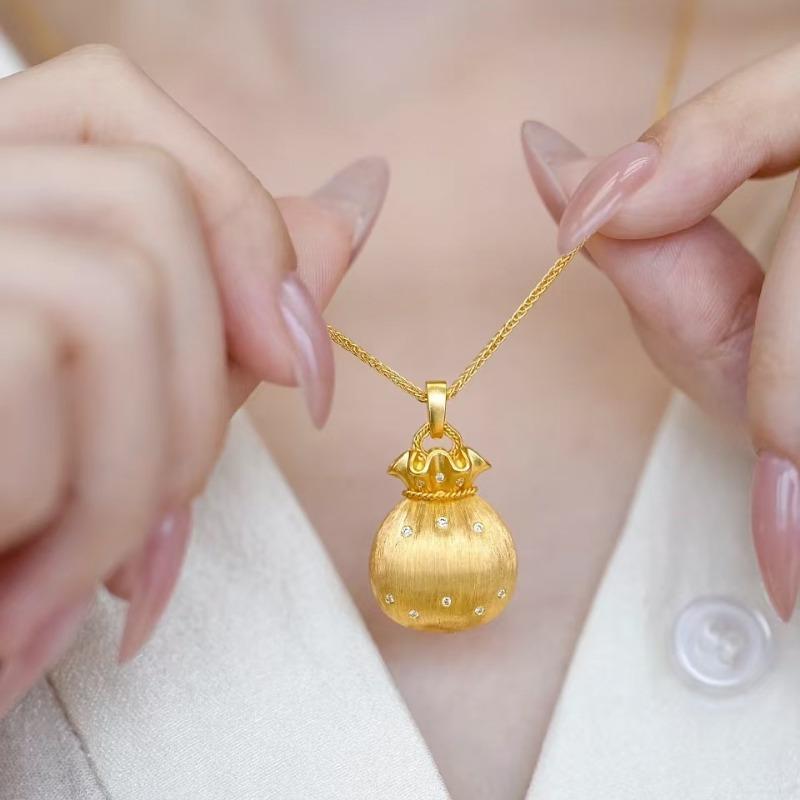 Product Introduction of 1pc Chinese Style 14K Golden Plated Alloy Drawstring Bag Pendant Necklace with Artificial Crystal Accents for Women - Autumn Daily Wear, Mardi Gras Day Gift for Wealth and Prosperity, Carnival/Mardi Gras/Masquerade 1