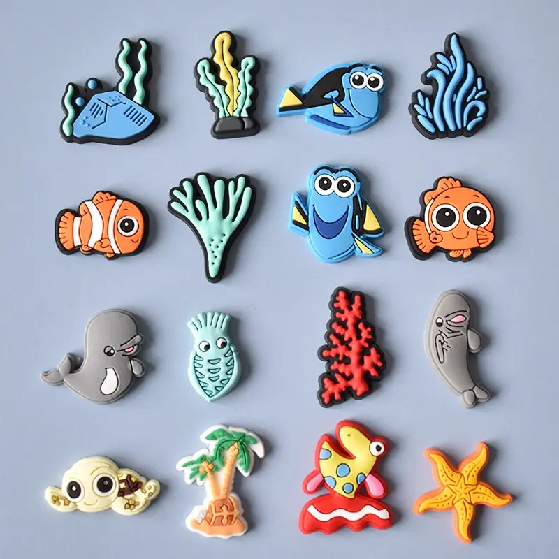 413 Pin Sandal Charms Binatang Laut