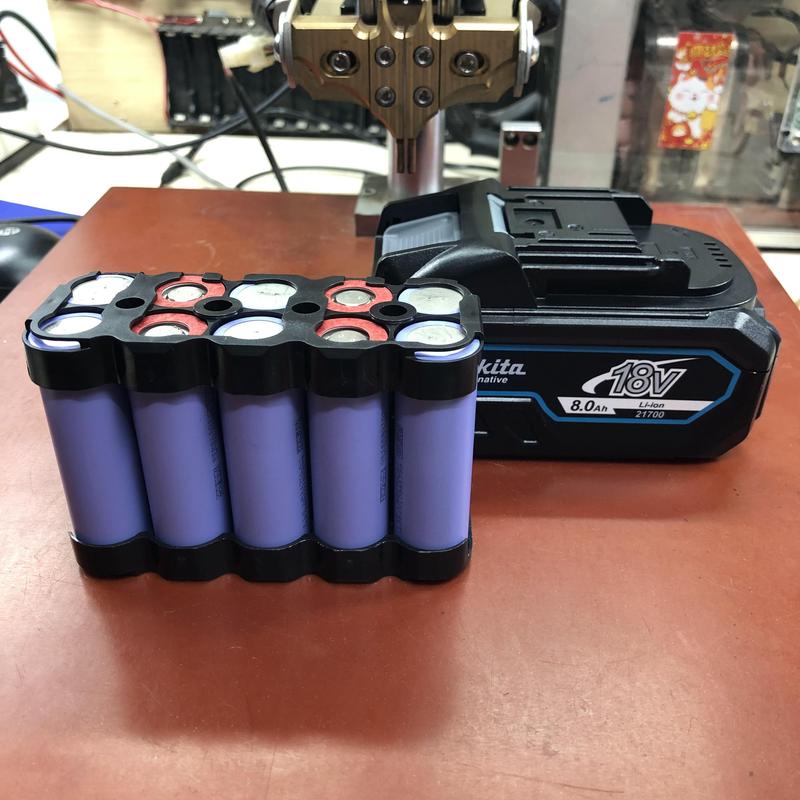 Pin 21700 8Ah chân pin phổ thông M21 dòng xả cao mạch 85A có báo đèn