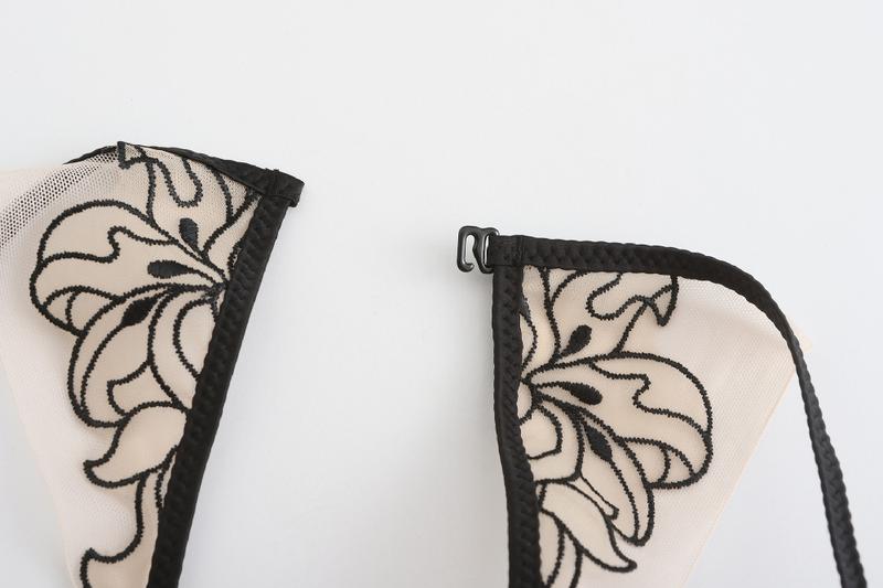 Product Introduction of 2023 New Women Sexy Lace Beauty Back Pack, Small Intimates Thin Cup Comfortable Bralette Female Underwear Bra Panties Sets 36
