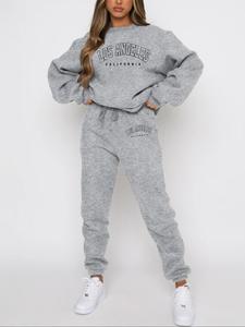 Two-piece Set Women's Letter Print Drop Shoulder Sweatshirt & Drawstring Waist Sweatpants, Casual Fashion Cozy Round Neck Long Sleeve Pullover &  High Waist Pocket Jogger Pants for Daily Wear, Co-ord Sets, Ladies Fall & Winter Clothes